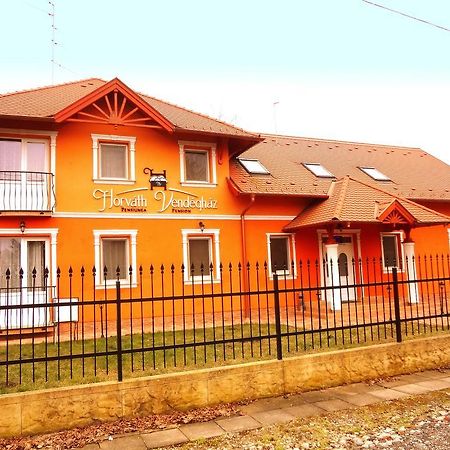 Hotel Horvath Vendeghaz Orosháza Exterior foto